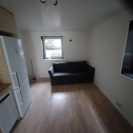 In Basement 1 Self-contain Sandnes (Rogaland)